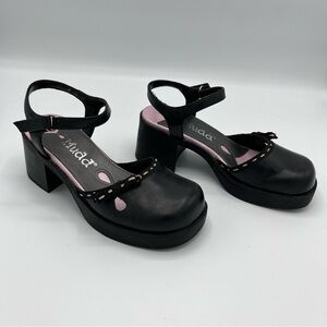 MUDD - Girls Black  BlockHeel , Closed Toe Shoe sz 1